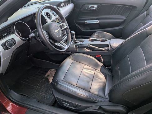 Used 2017 Ford Mustang Premium RWD image 19