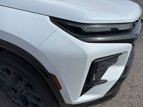 New 2026 Chevrolet Traverse RS image 5