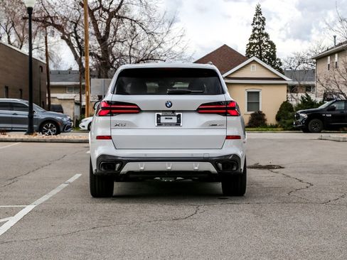New 2026 BMW X5 xDrive40i w/ Executive Package AWD/4WD image 4