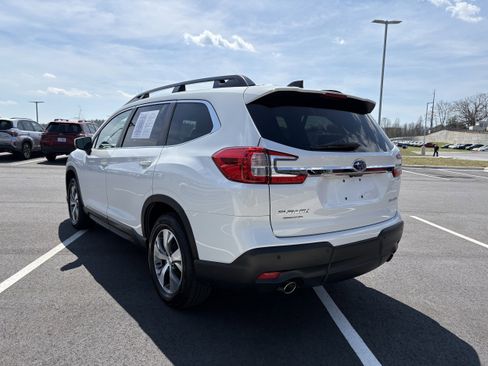 Certified 2025 Subaru Ascent Premium AWD/4WD image 6