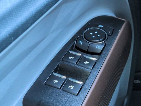 Used 2022 Ford Maverick Lariat w/ Lariat Luxury Package FWD image 23