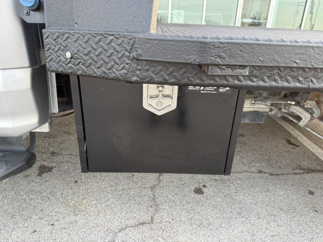 Used 2018 Ford F550 4x4 Regular Cab Super Duty image 13