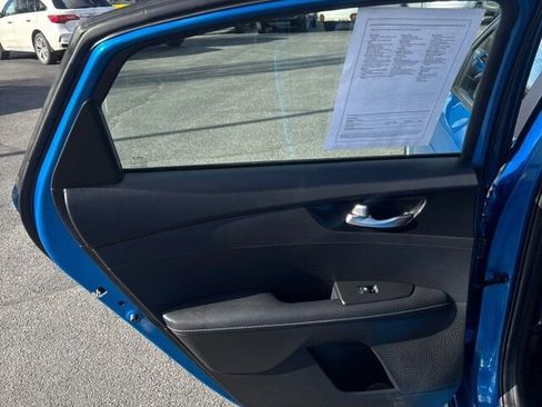 Used 2023 Kia Forte GT-Line w/ GT-Line Technology Package image 11