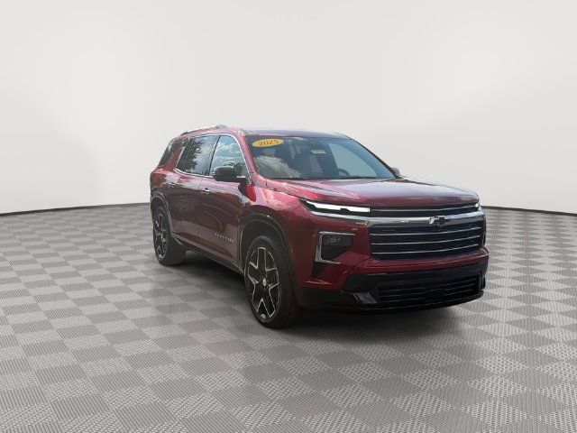 Certified 2025 Chevrolet Traverse High Country w/ LPO, Floor Liner Package FWD image 3
