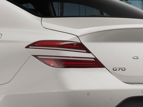 New 2026 Genesis G70 2.5T Prestige image 10