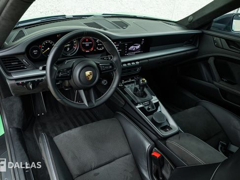 Used 2022 Porsche 911 GT3 RWD image 24