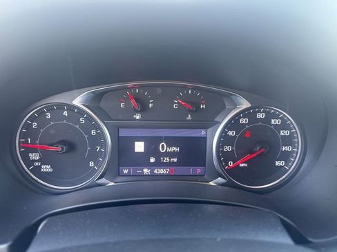 Certified 2022 GMC Terrain AT4 w/ Infotainment Package II image 11