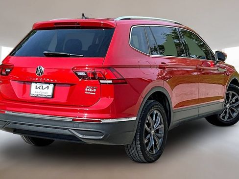 Used 2022 Volkswagen Tiguan SE AWD/4WD image 6