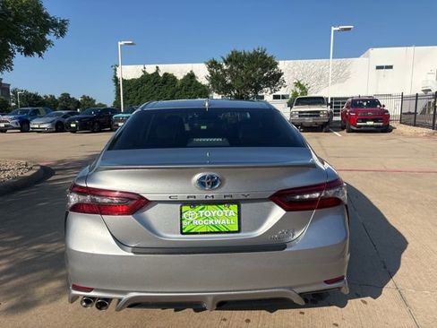 Used 2022 Toyota Camry XSE w/ Cold Weather Package FWD image 6