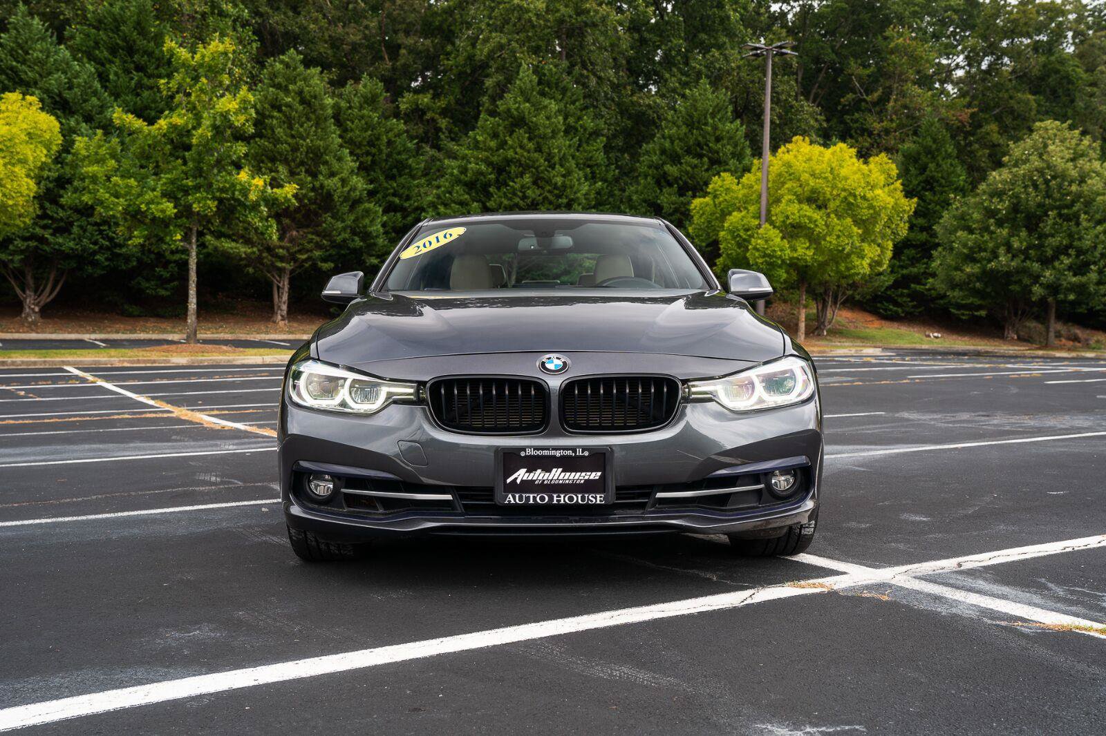 Used 2016 BMW 328i xDrive Sedan AWD/4WD image 14