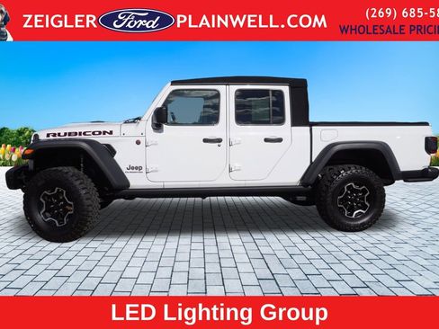 Used 2021 Jeep Gladiator Rubicon w/ LED Lighting Group image 2