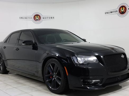 Used 2023 Chrysler 300 C RWD image 34