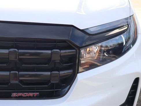Used 2024 Honda Ridgeline Sport image 12