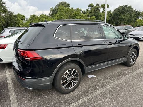 Used 2019 Volkswagen Tiguan SE w/ Panoramic Sunroof Package FWD image 7