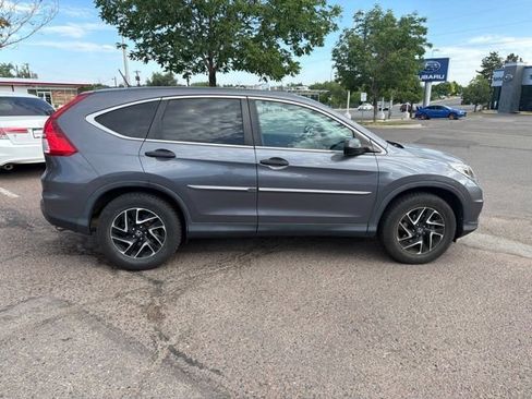 Used 2016 Honda CR-V SE image 6