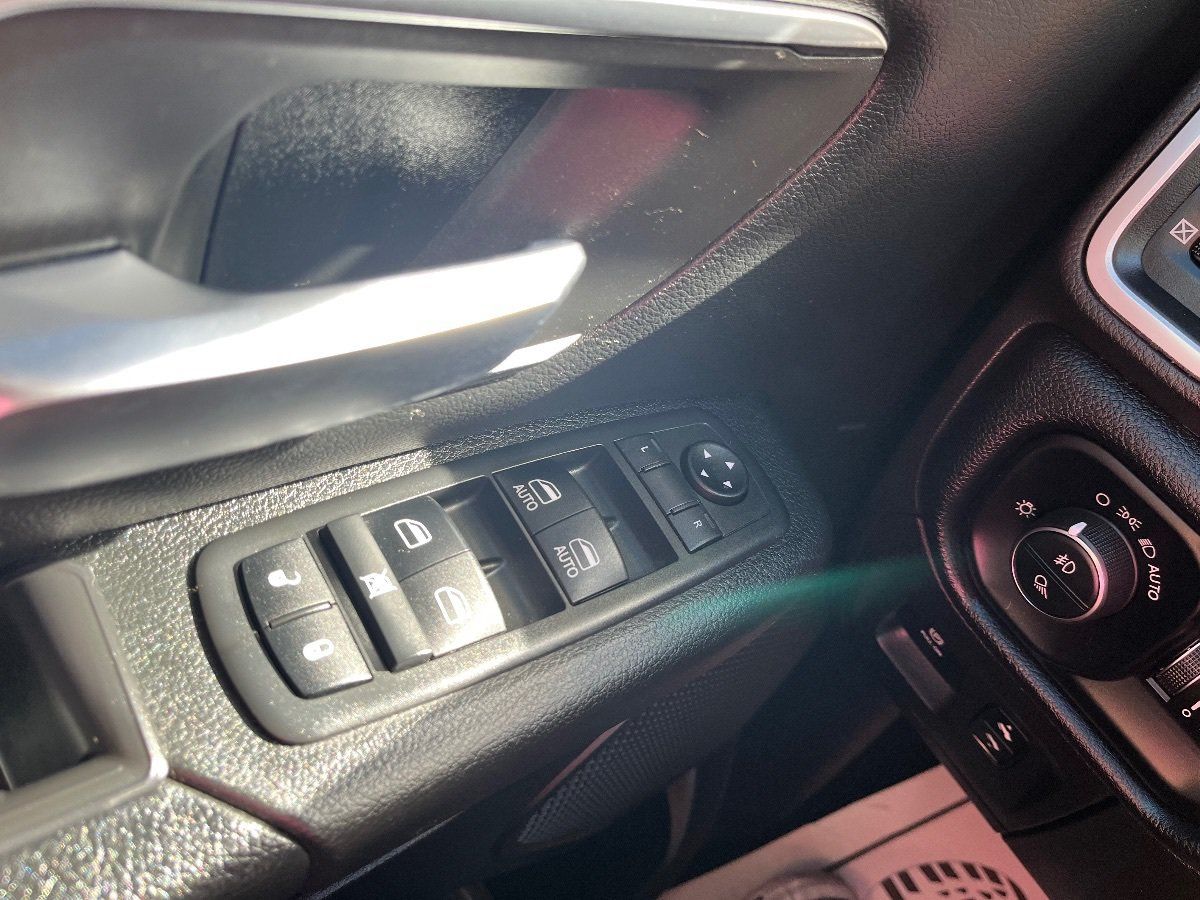 Used 2019 RAM 1500 Big Horn AWD/4WD image 23