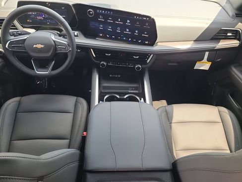 New 2026 Chevrolet Suburban LT w/ Comfort Package RWD image 16