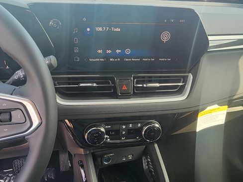 New 2026 Chevrolet TrailBlazer LT w/ Convenience Package image 16