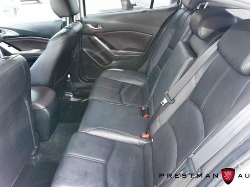 Used 2018 MAZDA MAZDA3 Touring FWD image 30