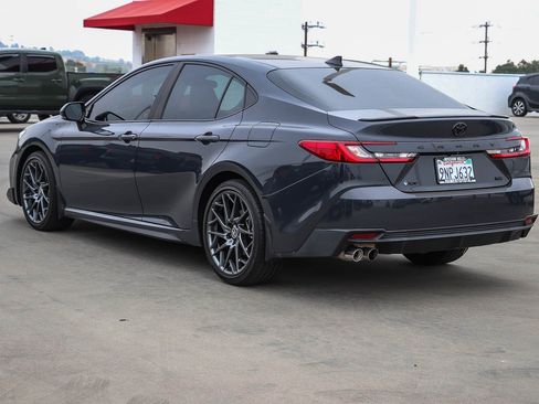 Certified 2025 Toyota Camry SE FWD image 5