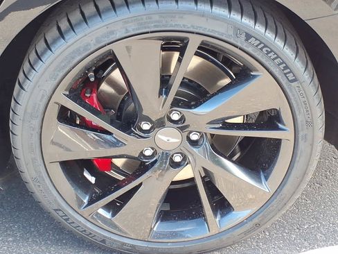 Used 2023 Genesis G70 3.3T w/ Sport Prestige Package RWD image 11