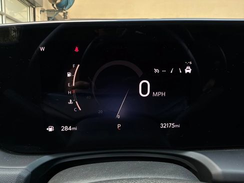 Used 2025 Buick Encore GX Preferred FWD image 36