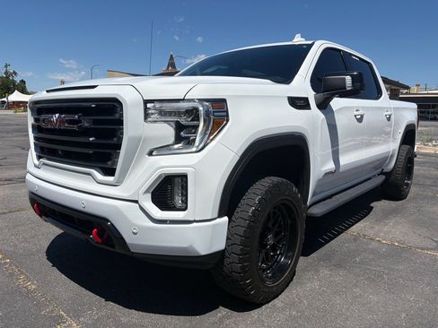 Used 2021 GMC Sierra 1500 AT4 w/ AT4 Premium Package AWD/4WD image 13