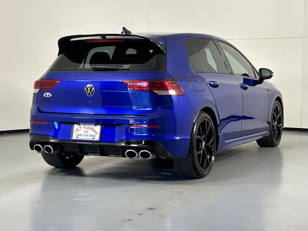 Used 2023 Volkswagen Golf AWD/4WD image 7