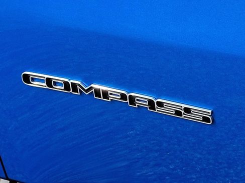 Used 2023 Jeep Compass Limited AWD/4WD image 33