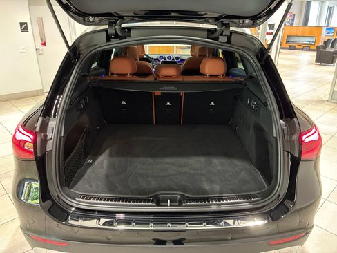 Used 2026 Mercedes-Benz GLC 300 4MATIC image 7