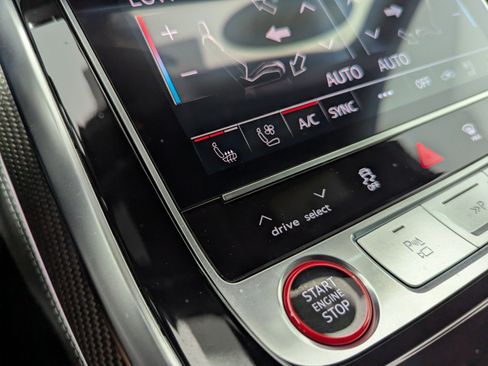 Certified 2026 Audi SQ8 Prestige AWD/4WD image 26