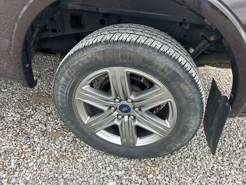 Used 2019 Ford F150 Lariat w/ Equipment Group 502A Luxury image 47