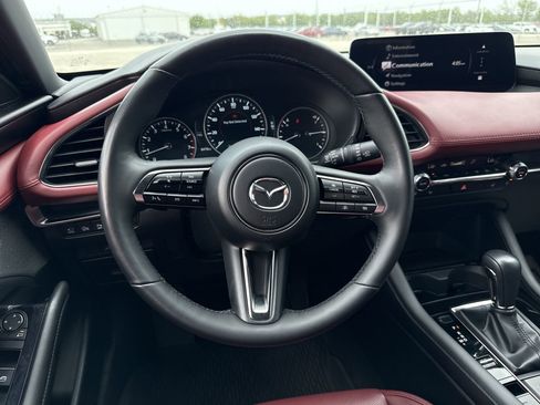 Used 2025 MAZDA MAZDA3 Hatchback w/ Appearance Package AWD/4WD image 11