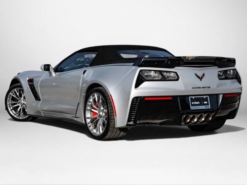 Used 2018 Chevrolet Corvette Z06 RWD image 11
