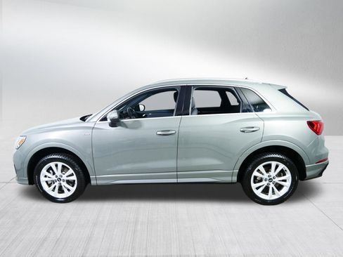 Used 2022 Audi Q3 2.0T Premium Plus w/ Premium Plus Package AWD/4WD image 4