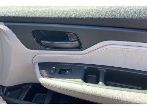 Used 2018 Honda Odyssey EX-L image 22