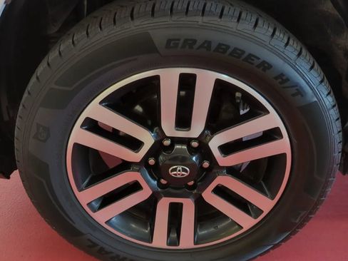 Used 2016 Toyota 4Runner Limited AWD/4WD image 7