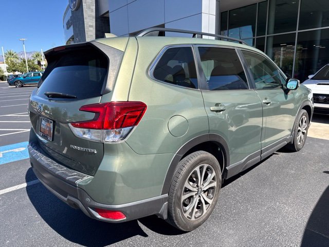 Used 2020 Subaru Forester Limited w/ Popular Package #3 AWD/4WD image 3