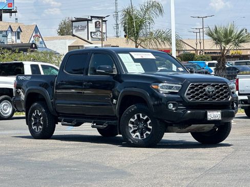 Used 2021 Toyota Tacoma TRD Off-Road w/ Technology Package AWD/4WD image 8