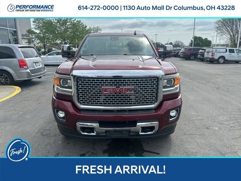 Used 2015 GMC Sierra 2500 Denali w/ Duramax Plus Package image 10