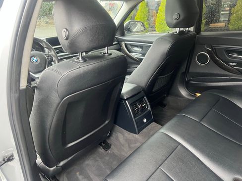 Used 2015 BMW 328i 328i w/ Driver Assistance Package image 23