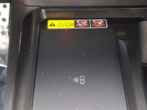 Used 2025 Toyota Camry SE FWD image 24