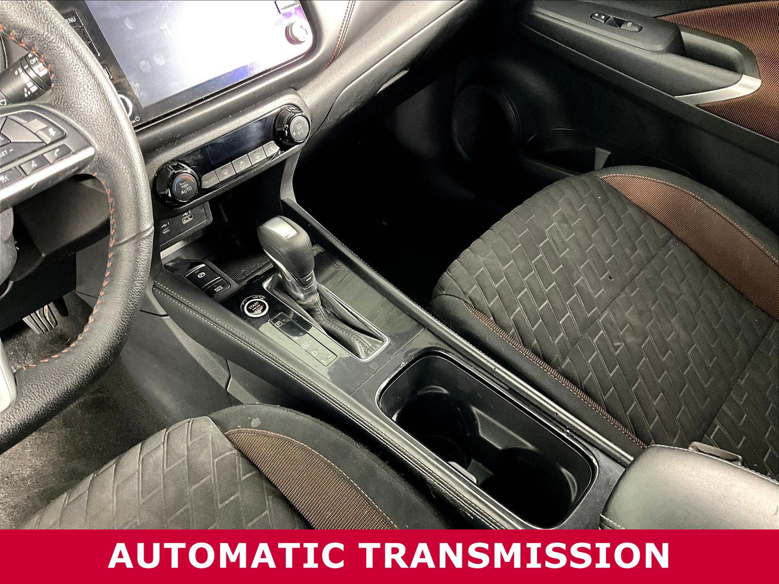 Used 2022 Nissan Kicks SR FWD image 16