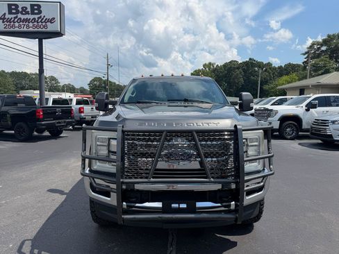 Used 2017 Ford F350 Lariat w/ Lariat Ultimate Package AWD/4WD image 2