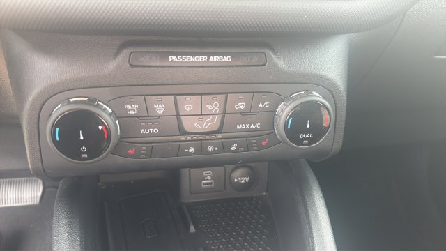 Used 2022 Ford Bronco Sport Outer Banks w/ Tech Package AWD/4WD image 12