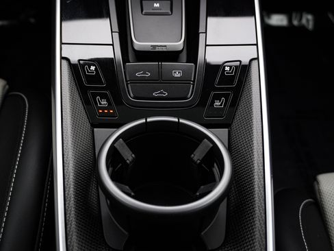 Used 2021 Porsche 911 Turbo S image 32