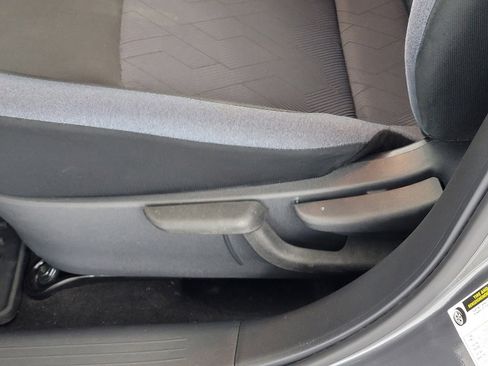 Used 2024 Nissan Versa SV w/ Trunk Package FWD image 16