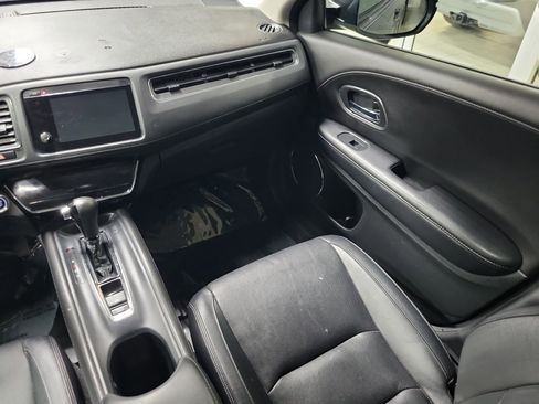 Used 2022 Honda HR-V EX-L image 13