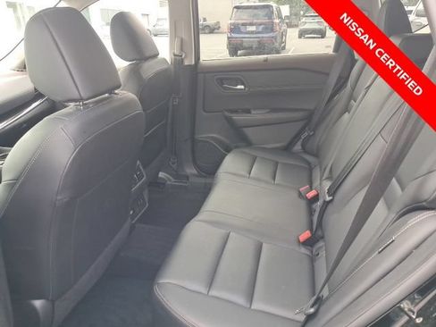 Certified 2023 Nissan Rogue SL w/ SL Premium Package AWD/4WD image 18