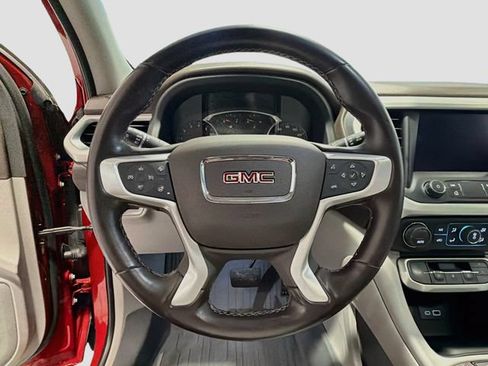 Used 2023 GMC Acadia SLT w/ Preferred Package AWD/4WD image 10